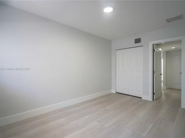 1850 S Treasure Dr # 2, North Bay Village FL 33141