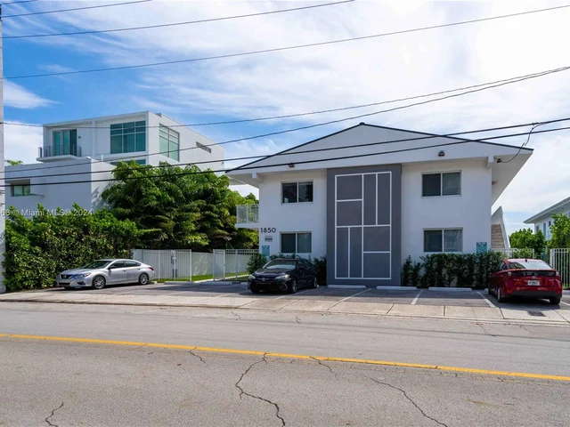 1850 S Treasure Dr # 2, North Bay Village FL 33141