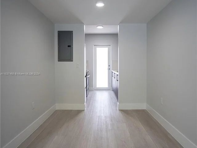 1850 S Treasure Dr # 2, North Bay Village FL 33141