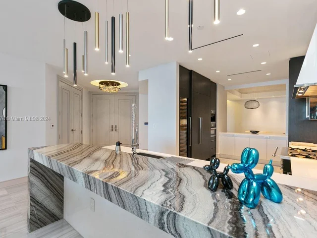 17901 Collins Ave # 703, Sunny Isles Beach FL 33160