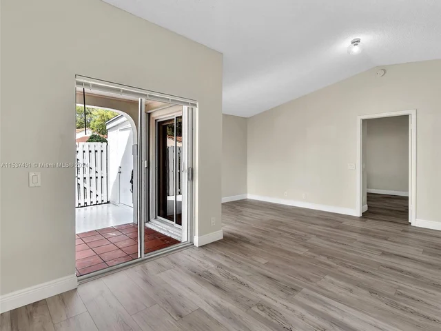 1436 Springside Dr # 1436, Weston FL 33326