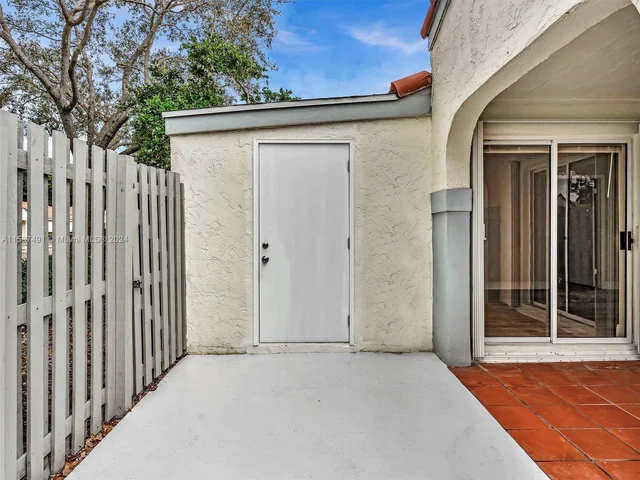 1436 Springside Dr # 1436, Weston FL 33326