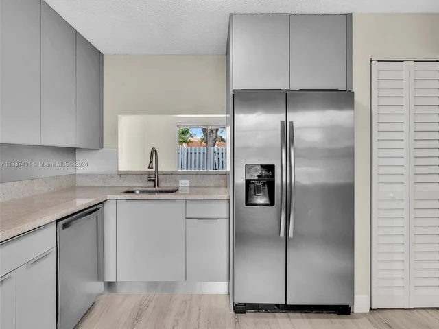 1436 Springside Dr # 1436, Weston FL 33326