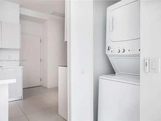 501 NE 31st St # 204, Miami FL 33137