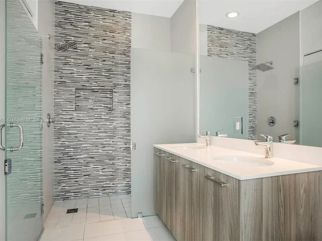 501 NE 31st St # 204, Miami FL 33137