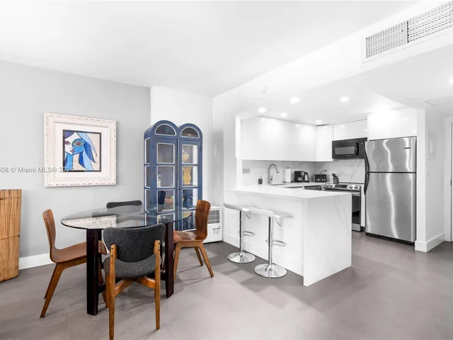 2301 Collins Ave # 1543, Miami Beach FL 33139