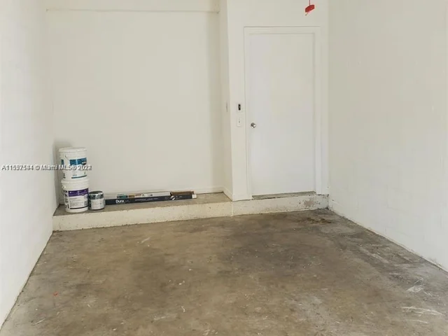 2556 Centergate Dr # 201, Miramar FL 33025