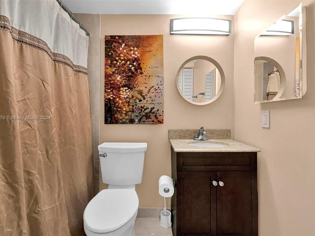 15555 N Miami Lakeway N # 202, Miami Lakes FL 33014