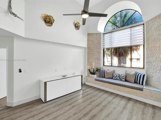 15555 N Miami Lakeway N # 202, Miami Lakes FL 33014