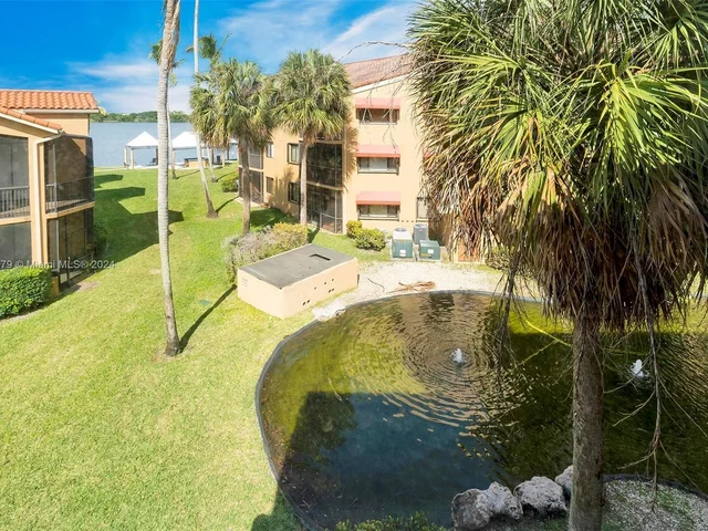 15555 N Miami Lakeway N # 202, Miami Lakes FL 33014