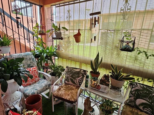 1810 NW 119th St # 204, Miami FL 33167