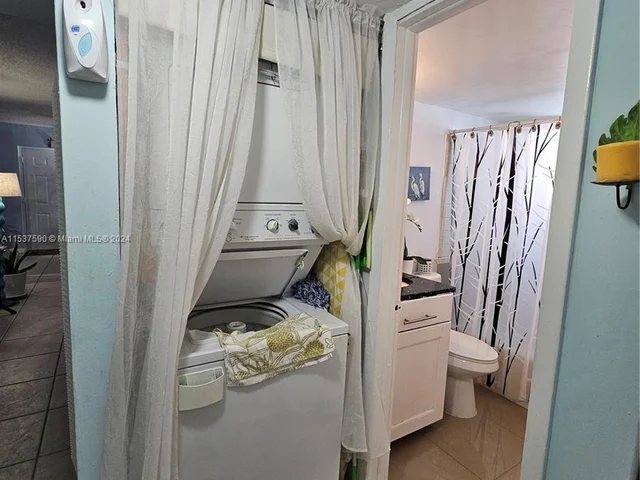 1810 NW 119th St # 204, Miami FL 33167