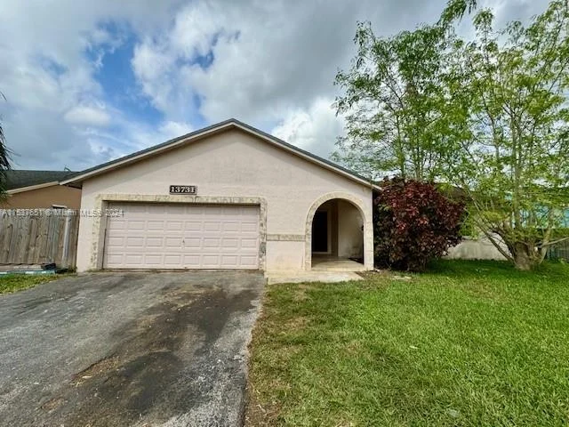 13731 SW 284th St, Homestead FL 33033