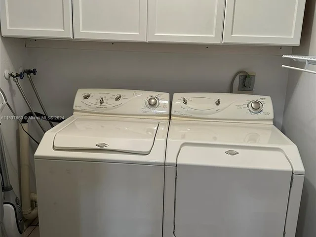 1140 NW 99th Ave # 70, Pembroke Pines FL 33024