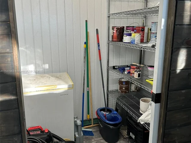 1140 NW 99th Ave # 70, Pembroke Pines FL 33024