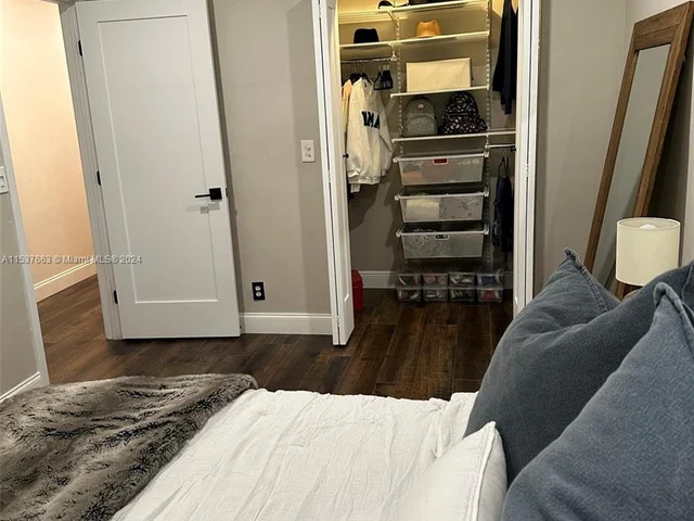 1140 NW 99th Ave # 70, Pembroke Pines FL 33024