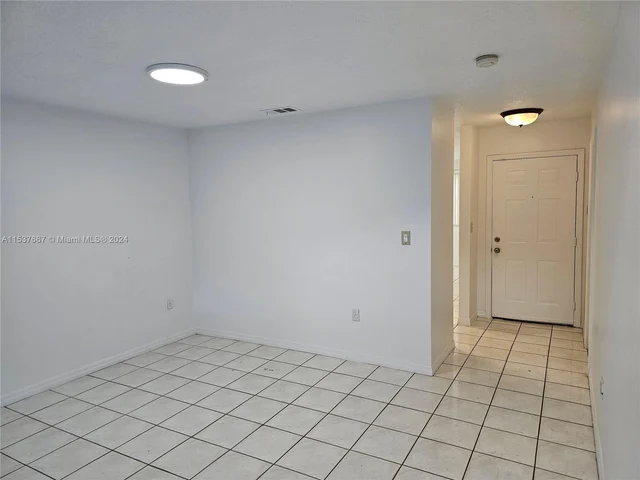 14864 SW 104th St # 14, Miami FL 33196