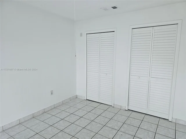 14864 SW 104th St # 14, Miami FL 33196