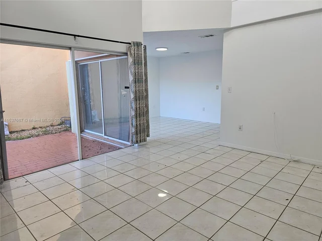 14864 SW 104th St # 14, Miami FL 33196