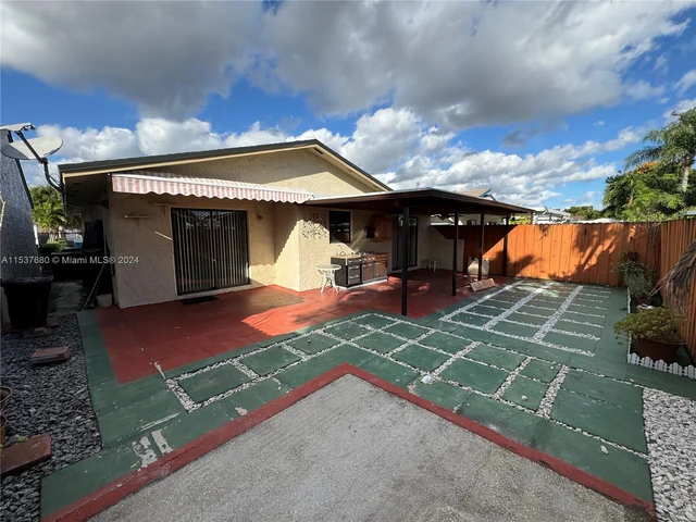 10622 SW 21st Ln # 0, Miami FL 33165