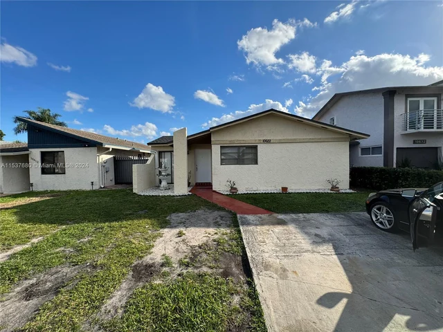 10622 SW 21st Ln # 0, Miami FL 33165