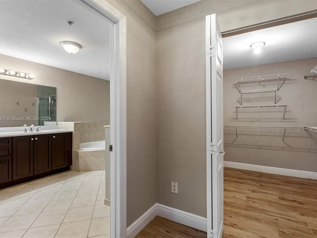 8395 SW 73rd Ave # 105, Miami FL 33143