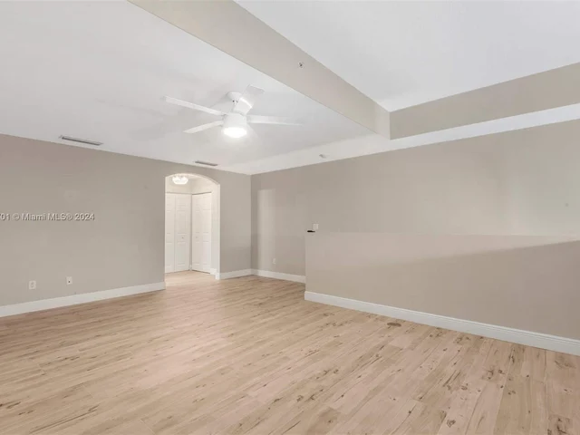 8395 SW 73rd Ave # 105, Miami FL 33143