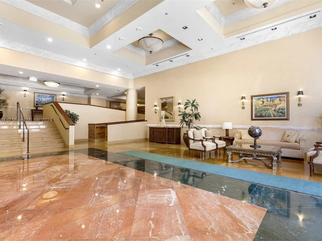 8395 SW 73rd Ave # 105, Miami FL 33143