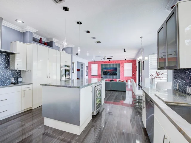 5171 SW 170th Ave, Miramar FL 33027