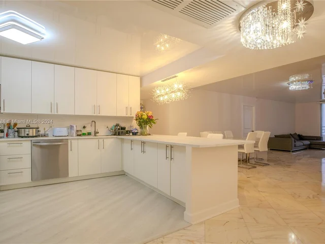 2500 Parkview Dr # 1714, Hallandale Beach FL 33009