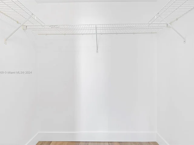 55 SE 6th St # 3705, Miami FL 33131