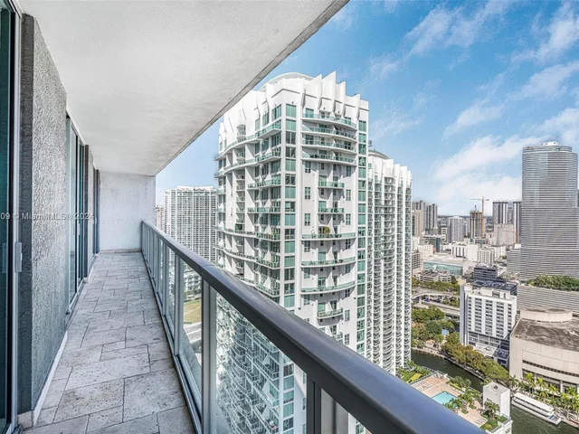 55 SE 6th St # 3705, Miami FL 33131