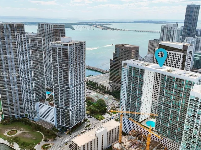 55 SE 6th St # 3705, Miami FL 33131