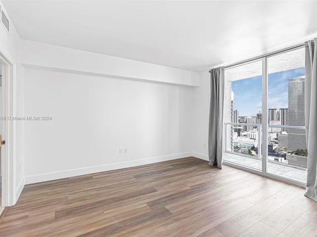 55 SE 6th St # 3705, Miami FL 33131