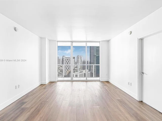 55 SE 6th St # 3705, Miami FL 33131