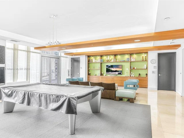 55 SE 6th St # 3705, Miami FL 33131