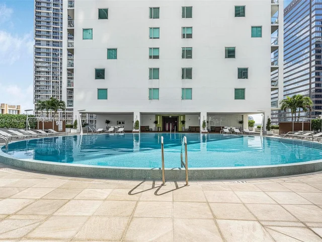 55 SE 6th St # 3705, Miami FL 33131