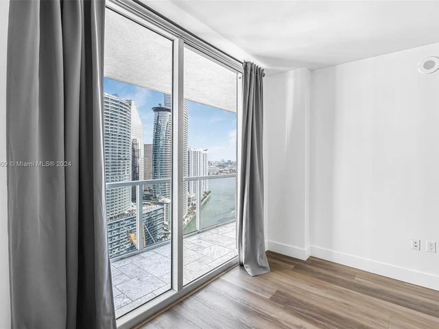 55 SE 6th St # 3705, Miami FL 33131