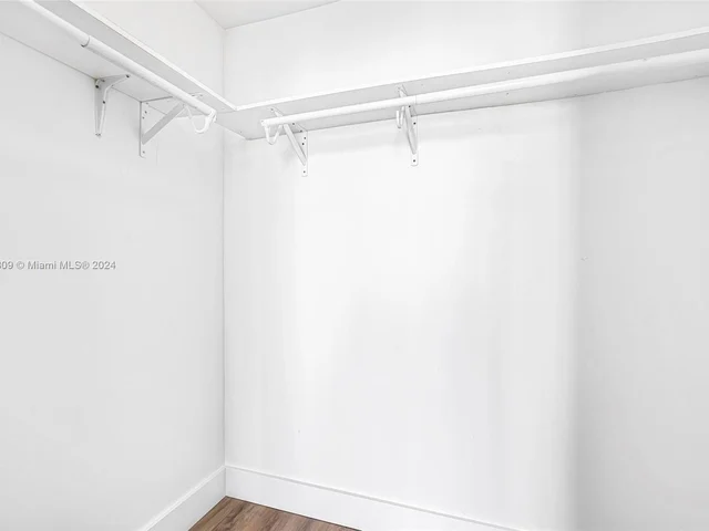 55 SE 6th St # 3705, Miami FL 33131