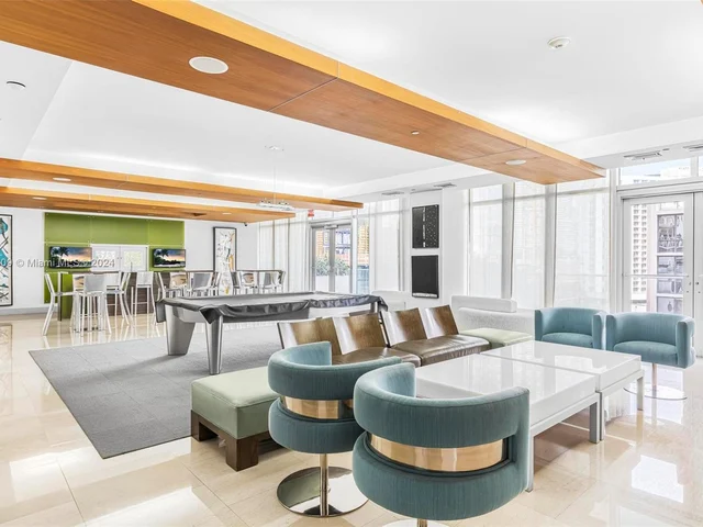 55 SE 6th St # 3705, Miami FL 33131