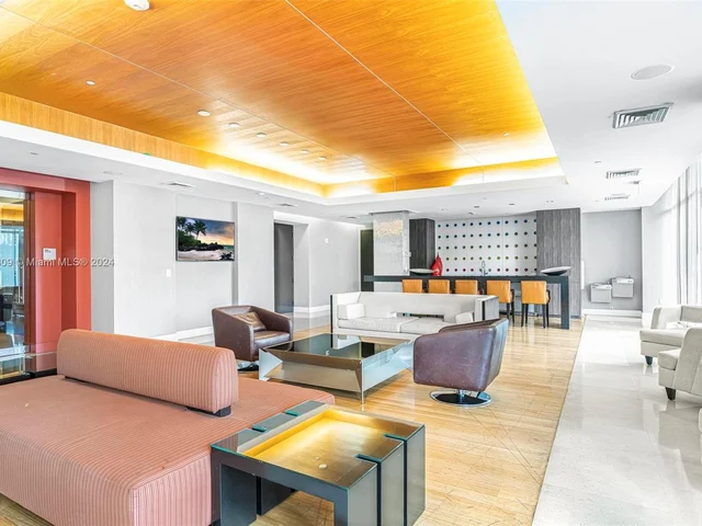 55 SE 6th St # 3705, Miami FL 33131