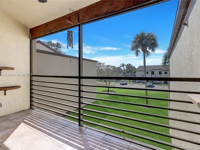 11294 Taft St # 11294, Pembroke Pines FL 33026