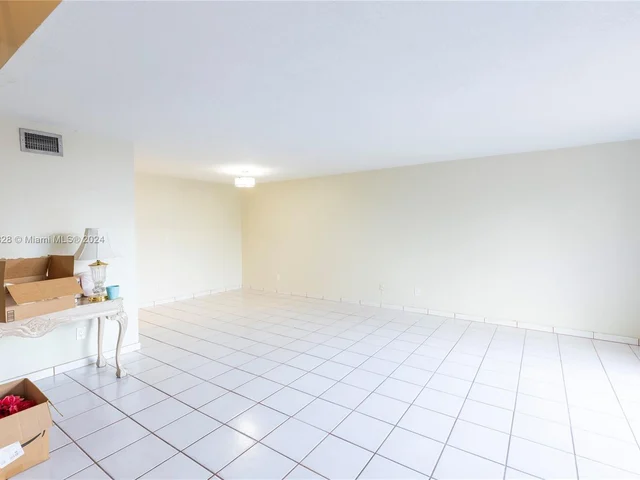 13184 SW 9th Ln, Miami FL 33184