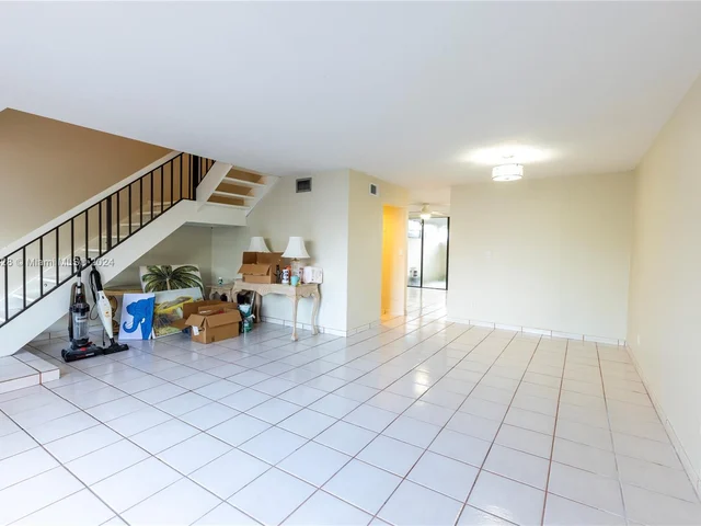 13184 SW 9th Ln, Miami FL 33184