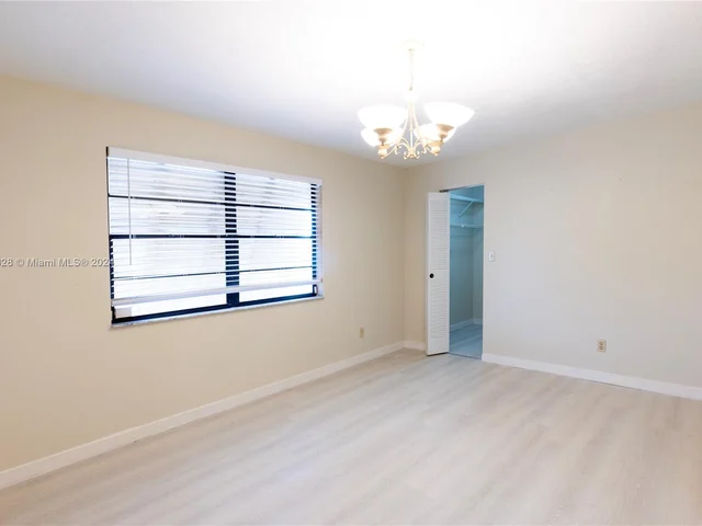 13184 SW 9th Ln, Miami FL 33184