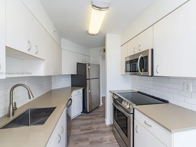 1688 West Ave # 1101, Miami Beach FL 33139