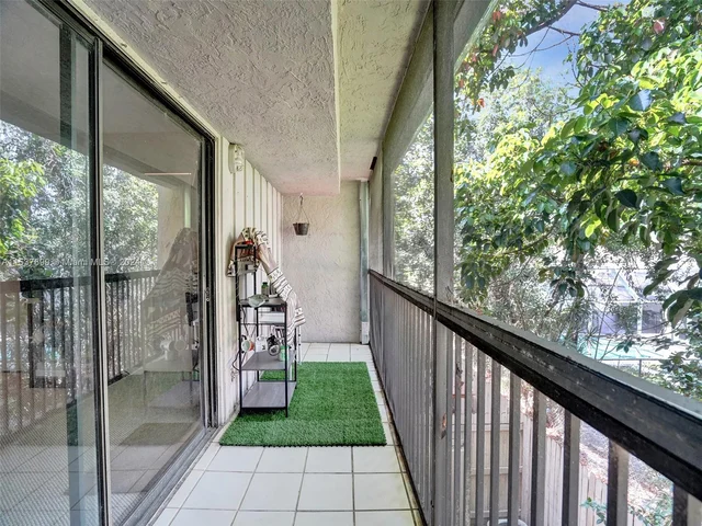 7983 NW 35th Ct # 6, Coral Springs FL 33065