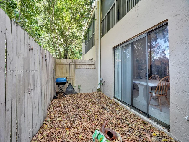 7983 NW 35th Ct # 6, Coral Springs FL 33065