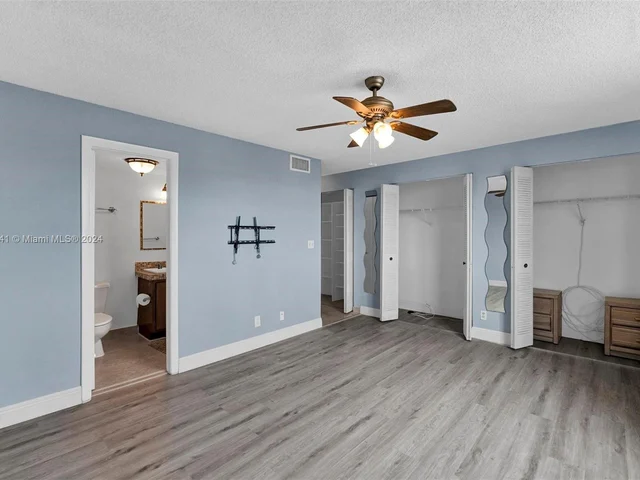 431 SE 3rd St # 402, Dania Beach FL 33004