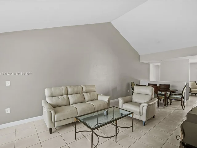 9770 NW 48th Ter # 196, Doral FL 33178